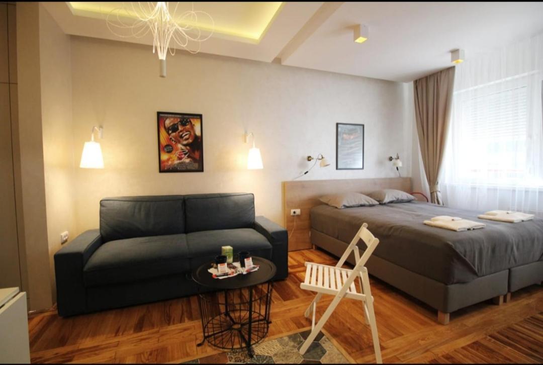 Apartman Donner Centar Суботиця Екстер'єр фото